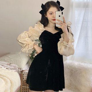 Flared-cuff Sweetheart Neckline Velvet Mini Dress