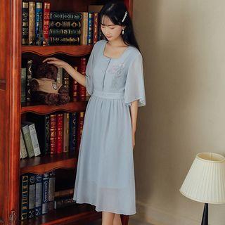 Floral Embroidered Elbow-sleeve Dress