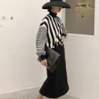 Turtleneck Striped Sweatshirt / A-line Midi Skirt