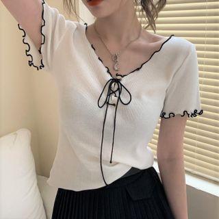 V-neck Color Panel Trim Short-sleeve Top