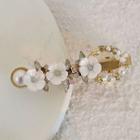Flower Faux Pearl Alloy Hair Clip White & Gold - One Size
