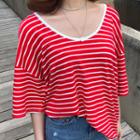 Scoop-neck Deep-slit Stripe T-shirt