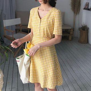 Check V-neck Short-sleeve Slim-fit Dress