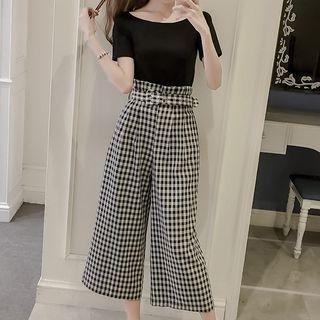 Set: Short-sleeve T-shirt + Gingham Wide Leg Cropped Pants