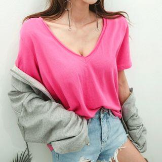 Deep V-neck Colored T-shirt