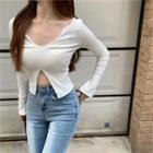 Long-sleeve V-neck Slit-hem Crop Top