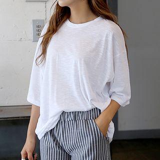 Boxy-fit Round-neck T-shirt