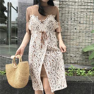 Set: Flounced Short-sleeve T-shirt Dress + Lace Spaghetti Strap Dress