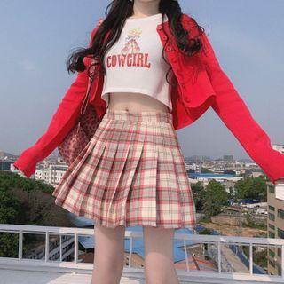 Print Short-sleeve T-shirt / Plaid Pleated Skirt / Light Jacket