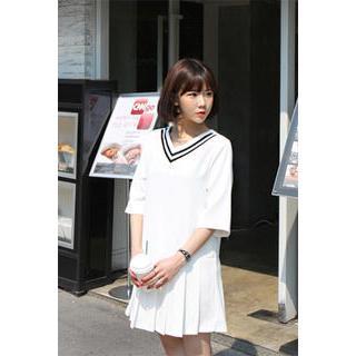V-neck Pleated-hem Dress