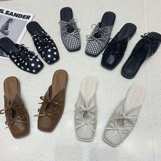 Tied Mules
