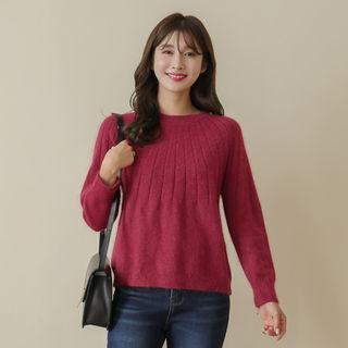 Round-neck Fluffy Knit Top