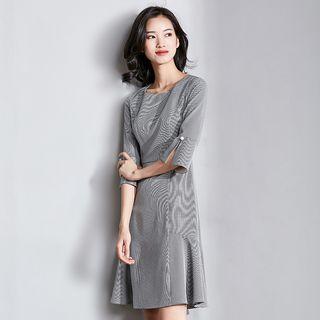 Houndstooth Elbow-sleeve A-line Dress