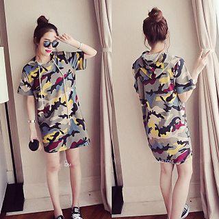 Hooded Camo Short-sleeve T-shirt