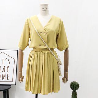 Set: Double-breasted Chiffon Top + Pleated A-line Skirt