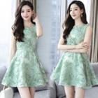 Crew-neck Sleeveless A-line Dress