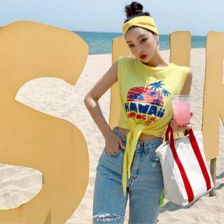 Printed Sleeveless Tie-hem Top