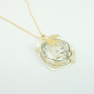Gold Pigeon Stamp Chop Ice Necklace