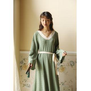 Long-sleeve Contrast Trim V-neck Midi Dress