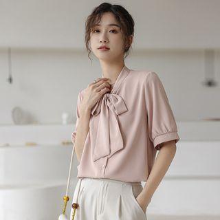 Short-sleeve Bow Collar Shirt