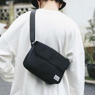 Plain Lightweight Messenger Bag