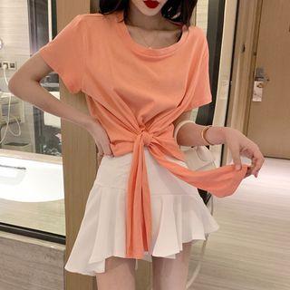 Tie-waist Short-sleeve T-shirt / Ruffle Hem Mini Skirt