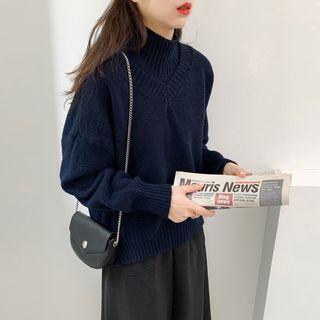 Set: Mock-neck Knit Top + V-neck Sweater