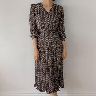 Pleated Long Patterned Dress With Sash