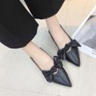 Faux Leather Bow-accent Pointed Pumps