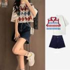 Elbow-sleeve T-shirt / Argyle Sweater Vest / Shorts