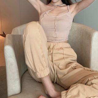 Sleeveless Plain Top / High-waist Jogger Pants