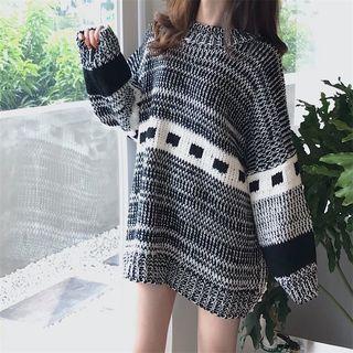 Patterned Mock Neck Chunky Knit Sweater