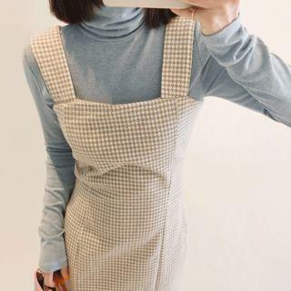 Slit-side Gingham Suspender Dress