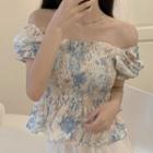 Short-sleeve Floral Print Blouse Blue & Khaki & White - One Size