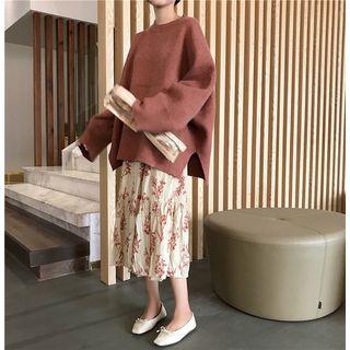 Oversized Sweater / Floral Print Midi Skirt
