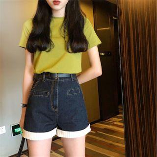 Set: Short Sleeve Plain T-shirt + Contrast Trim Denim Shorts