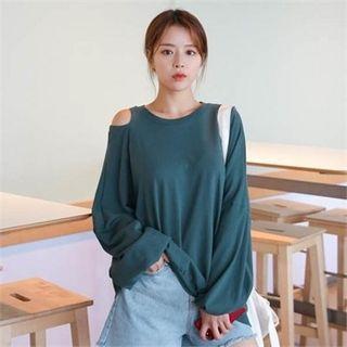 Asymmetric-shoulder Pullover