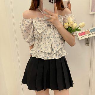 Short-sleeve Off-shoulder Floral Bow Top Floral - Blue - One Size