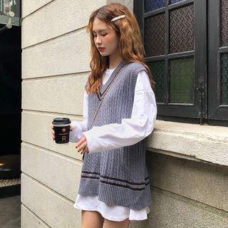 Long-sleeve Plain T-shirt / Knit Vest