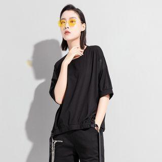 Elbow-sleeve Cinch-hem T-shirt