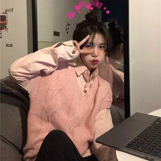 V-neck Cable-knit Sweater Vest / Plain Shirt