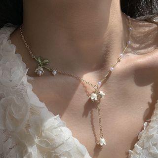 Faux Pearl Floral Necklace Gold - One Size
