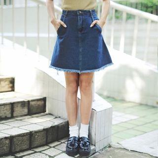 Fray A-line Denim Skirt