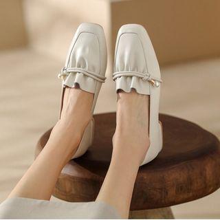 Knot Moccasins