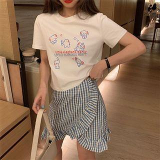Short-sleeve Elephant Printed T-shirt / Asymmetric Sleeve Ruffle Trim Plaid Skirt