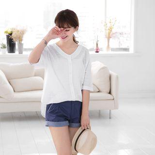 Check V-neck Short-sleeve Top