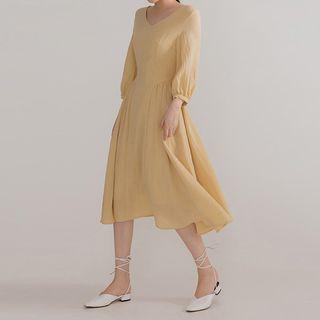 Plain V-neck 3/4-sleeve Midi A-line Dress