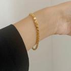 Alloy Bracelet E282 - Gold - One Size