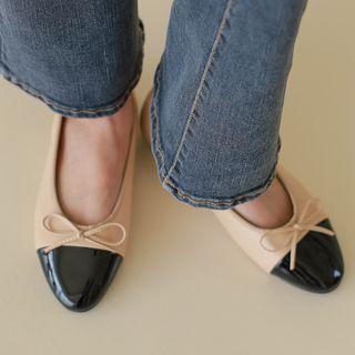 Toe-cap Beribboned Ballerina Flats