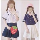 Short-sleeve Sailor Shirt / Pleated Skirt